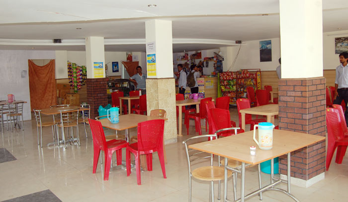 Cafeteria 21