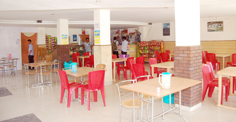 Cafeteria 22